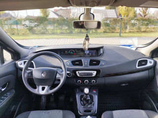 Renault Grand Scenic foto 6