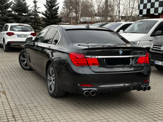 BMW 7 Series foto 4