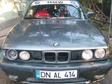 BMW 5 Series foto 3