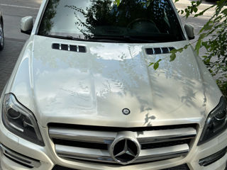 Mercedes GL-Class