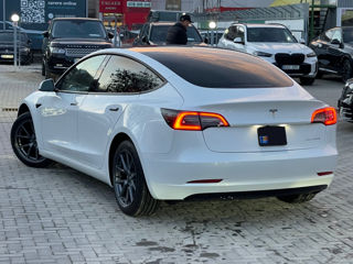 Tesla Model 3 foto 5