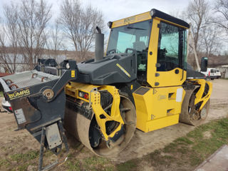 Каток bomag