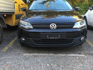 Volkswagen Jetta foto 2