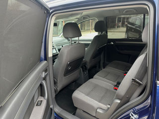 Volkswagen Touran foto 8