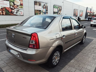 Dacia Logan foto 3