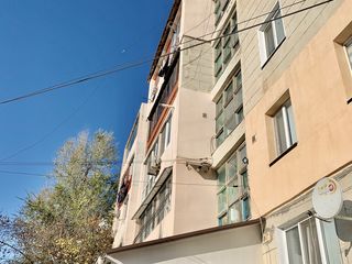 Apartament cu 2 camere spre vinzare/ Cricova str. Luceafarul foto 7