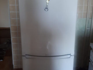 Холодильник бытовой foto 2