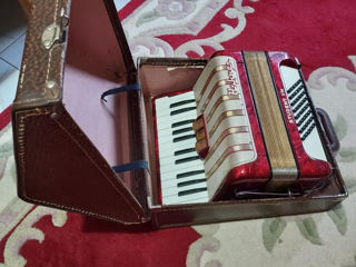 Vand un acordeon Hohner foto 2