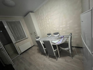 Apartament cu 1 cameră, 55 m², Buiucani, Chișinău foto 3