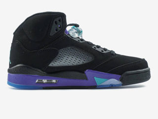 Nike Air Jordan 5 Retro Black/Violet foto 5