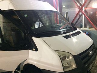 Ford Transit foto 1