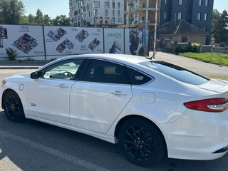 Ford Fusion foto 5