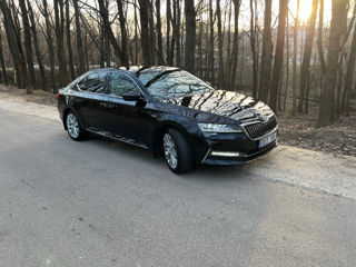 Skoda Superb foto 2