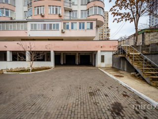 Apartament cu 2 camere, 84 m², Centru, Chișinău foto 16