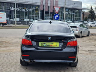 BMW 5 Series foto 5