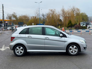 Mercedes B-Class foto 6