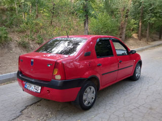 Dacia Logan foto 3