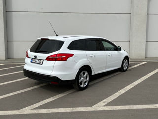 Ford Focus foto 6