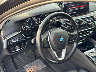 BMW 5 Series foto 9