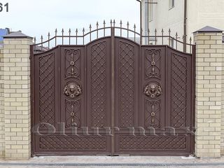 Balustrade, porți,  gratii, garduri, copertine,uși metalice și alte confecții  forjate. foto 4