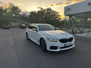 BMW 5 Series foto 2