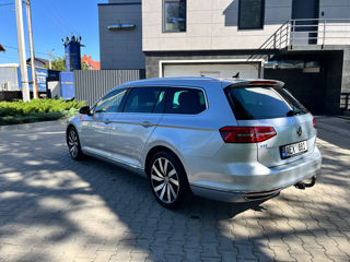 Volkswagen Passat foto 4