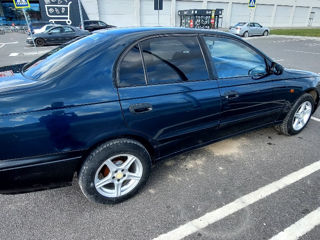 Toyota Carina foto 9