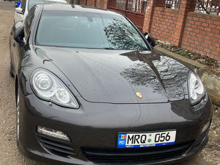 Porsche Panamera фото 4