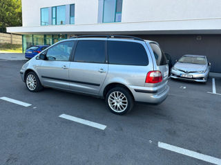 Ford Galaxy foto 3