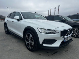 Volvo V60 Cross Country foto 3