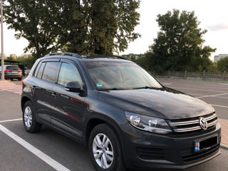 Volkswagen Tiguan foto 3