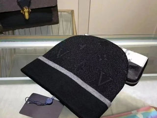 Caciula Louis Vuitton foto 6