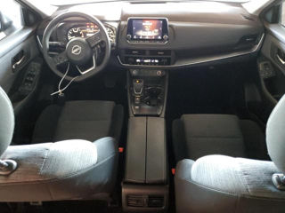 Nissan Rogue foto 8