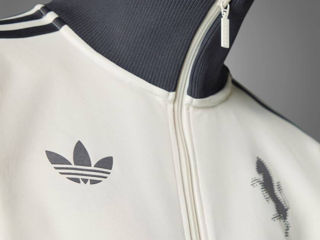 Adidas foto 3