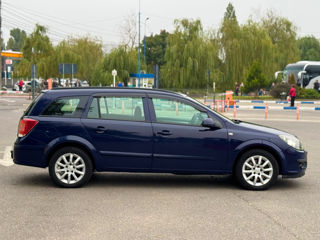 Opel Astra foto 4