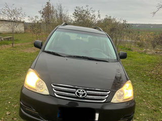 Toyota Avensis Verso