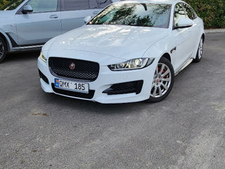 Jaguar XE фото 7