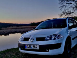 Renault Megane foto 1