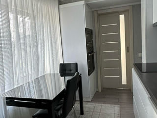 Apartament cu 2 camere, 52 m², Botanica, Chișinău foto 5