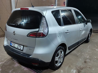 Renault Scenic foto 8