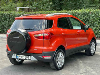 Ford EcoSport foto 4