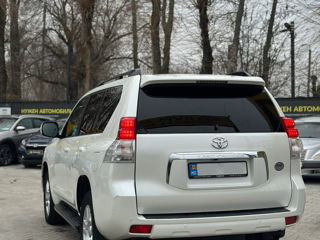 Toyota Land Cruiser Prado foto 6