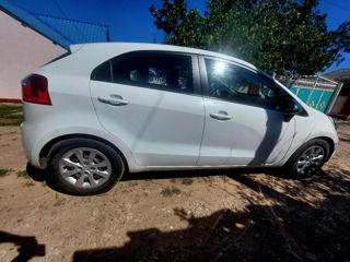 KIA Rio foto 4