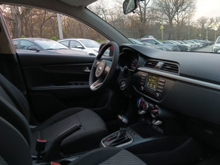 KIA Rio foto 12