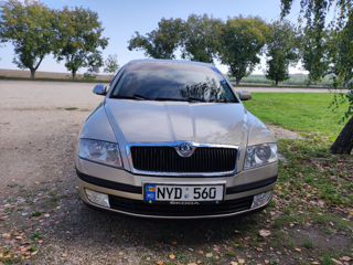 Skoda Octavia foto 3