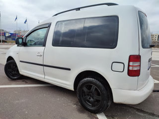 Volkswagen Caddy foto 2