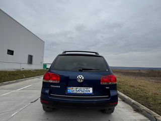 Volkswagen Touareg foto 4