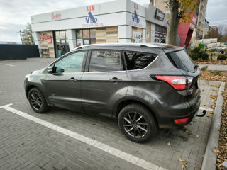 Ford Kuga foto 8