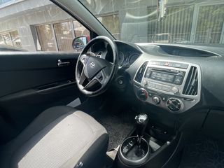 Hyundai i20 foto 1