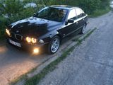 BMW 5 Series foto 6